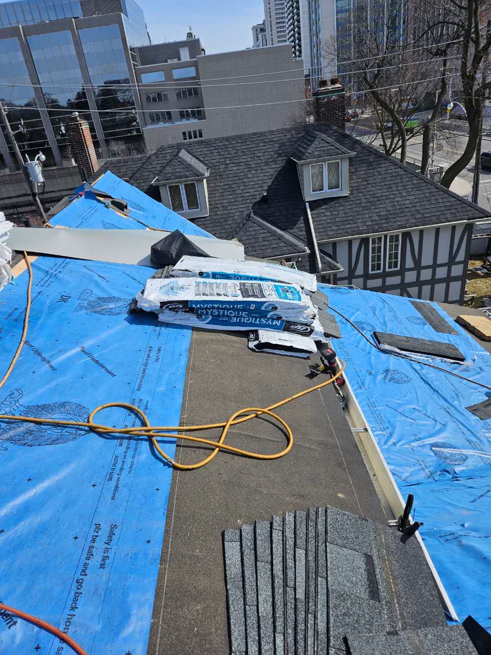 Roof underlayment and shingles